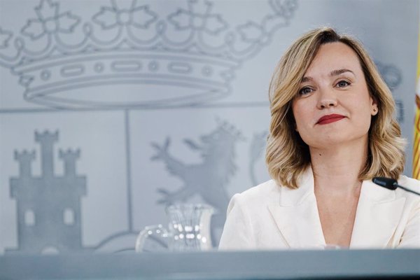 El Gobierno se muestra satisfecho con el acuerdo para ampliar El Prat y ve el proyecto 