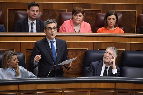Bolaños dice que no se siente aludido por las presiones denunciadas por Perelló y que la resistencia al cambio es normal