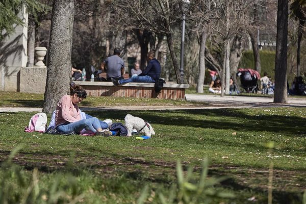 Madrid da a la oposición hasta final de semana para propuestas de modificación del protocolo de cierre del Retiro