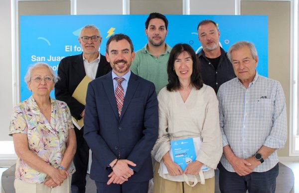 La soledad y el aislamiento social en mayores puede llevar al suicidio o a la muerte natural, según un psicólogo