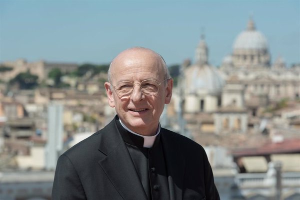 El Opus Dei entrega a la Santa Sede sus nuevos Estatutos para su aprobación