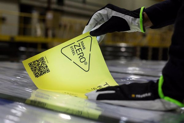 Volvo Cars firma un acuerdo con la empresa SSAB para suministro de acero reciclado y con emisiones cero