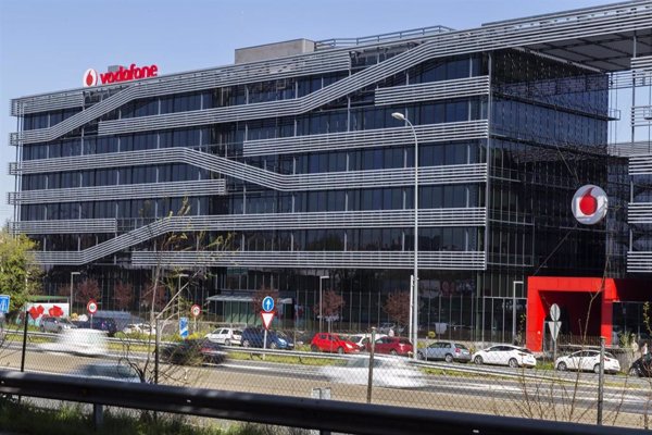 Vodafone España adquirió productos y servicios a proveedores locales por 1.207 millones en su último ejercicio