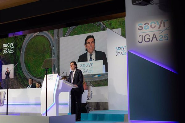 Manrique (Sacyr) lanza un mensaje de calma a los accionistas ante una posible OPA: 