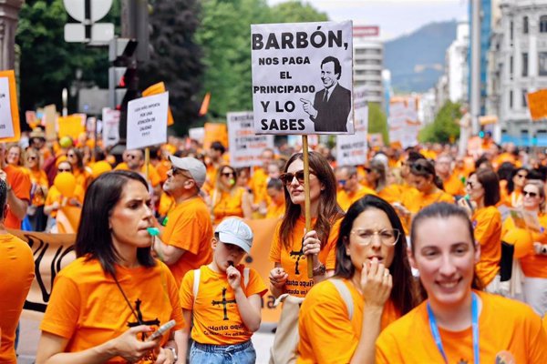 Los docentes de la enseñanza concertada asturiana, en huelga para reclamar mejoras al Principado