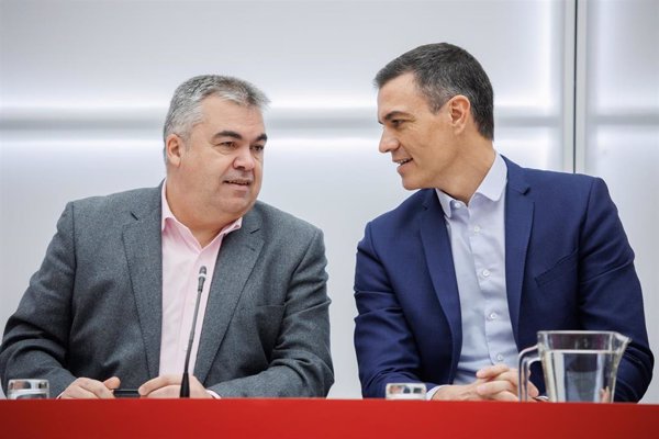 Sánchez pierde a Santos Cerdán tras más de diez años en la dirección del PSOE y a su negociador con Puigdemont