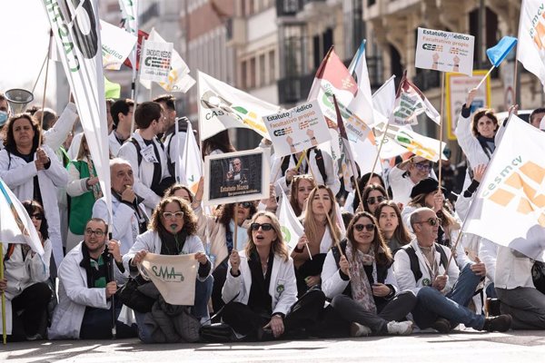 Los médicos van a una huelga nacional este viernes para mostrar su rechazo el Estatuto Marco propuesto por Sanidad