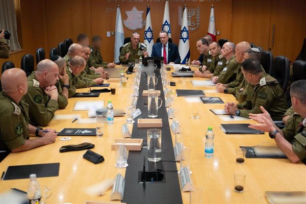 Israel lanza un