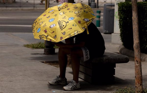 Lluvias y calor ponen en aviso a ocho provincias, con Huesca y Zaragoza en nivel naranja por tormentas
