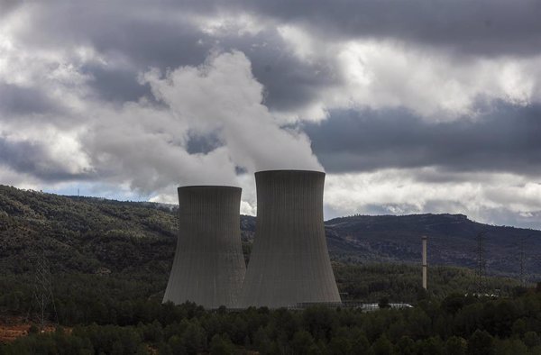 Bruselas avisa de que la UE necesita una inversión de 241.000 millones en energía nuclear hasta 2050