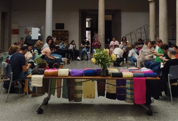Ávila acoge este sábado un evento solidario en el que se tejerá a mano prendas de lana para 'Mensajeros por la Paz'
