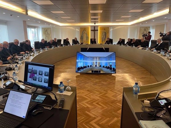 Los obispos españoles abordarán la próxima semana dos proyectos sobre dignidad humana y evangelización