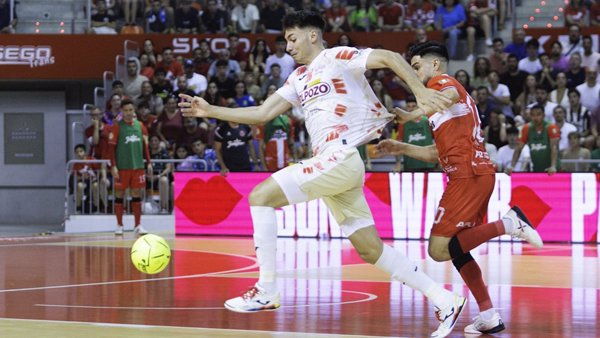 Jimbee Cartagena golea a ElPozo y defenderá título de liga ante el Barça