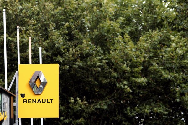 Renault cae un 7% en Bolsa tras la dimisión de Luca de Meo