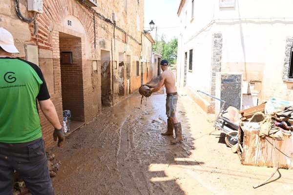Un equipo de psicólogos trabaja en la zona de Azuara (Zaragoza) afectada por las fuertes tormentas