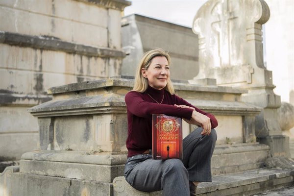 Eva Gª Sáenz de Urturi finaliza 'La saga de los longevos' después de 13 años: 