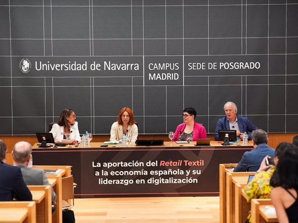 La inversión del 'retail' textil en activos digitales superó los 1.760 millones en 2023, un 28% más