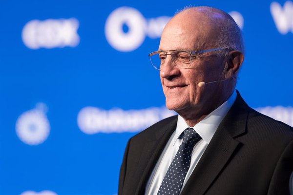 Sabadell analizará si las ofertas por TSB generan valor para el accionista y las desliga de la OPA de BBVA
