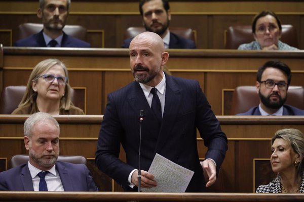 PP defiende derechos de mujeres ante PSOE,