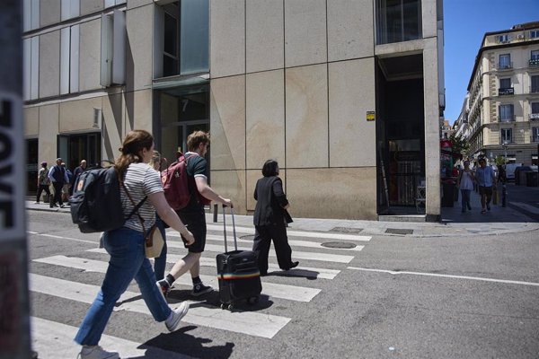 Los sindicatos vuelven a pedir la mediación de Clavijo y De León para avanzar y evitar la huelga turística