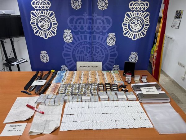 Cae una red que fletaba embarcaciones desde Marruecos dedicada el tráfico de personas y de drogas
