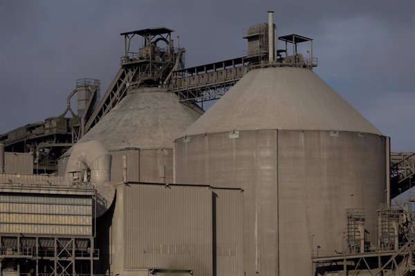 El consumo de cemento crece un 6% hasta mayo