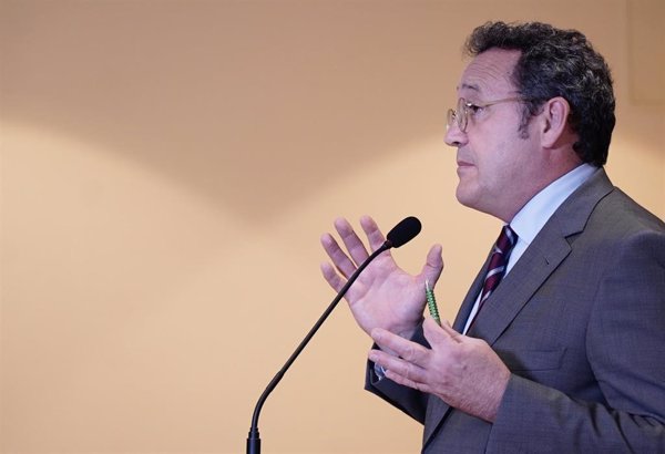 El novio de Díaz Ayuso pide cuatro años de prisión para el fiscal general por revelación de secretos