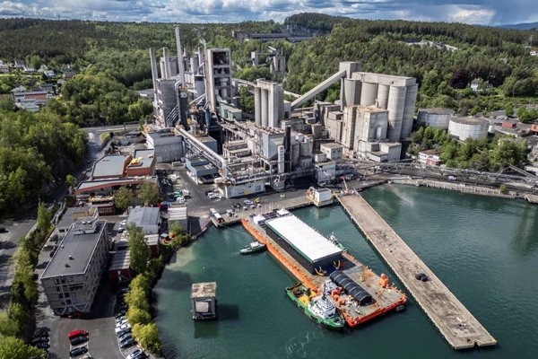 Heidelberg Materials inaugura en Noruega la primera planta de almacenamiento de carbono del cemento