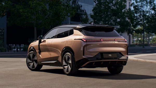 Lynk & Co abre pedidos del 08 híbrido enchufable para Europa con 200 kilómetros de autonomía eléctrica