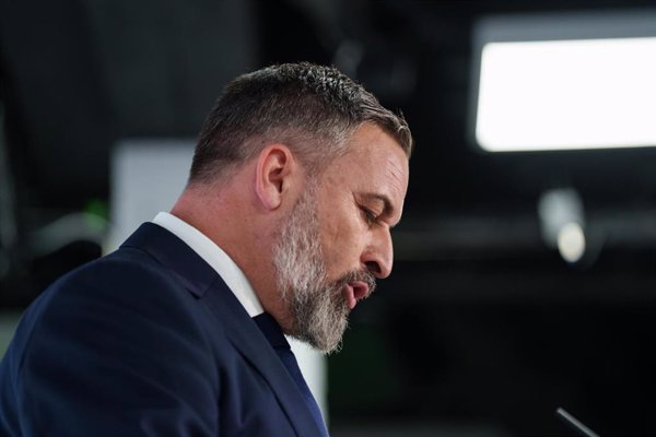 Abascal cree que Sánchez 