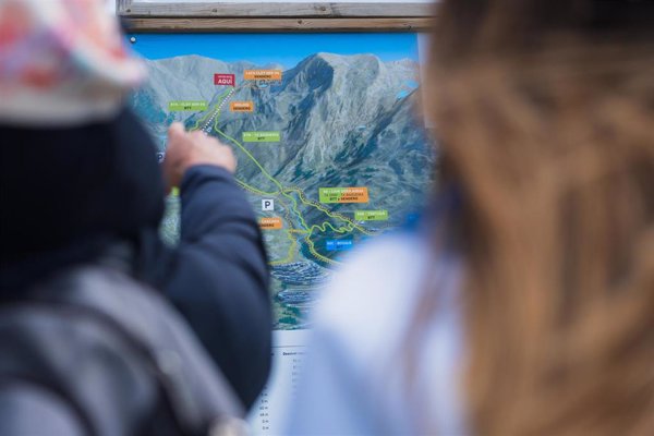 Baqueira Beret oferta la HOKA Val d'Aran by UTMB y nuevas rutas de bici de montaña y senderismo para el verano