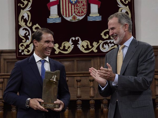 El Rey concede sus primeros títulos nobiliarios a Rafa Nadal, Teresa Perales y Luz Casal, entre otros