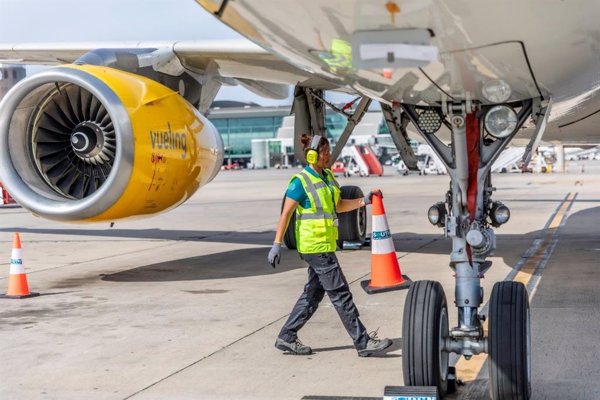 South (IAG) estima en 31 millones el número de pasajeros que atenderá este verano en España
