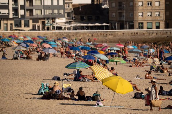 Una psicóloga avisa de que el exceso de estímulos durante las vacaciones de verano puede saturar al sistema nervioso