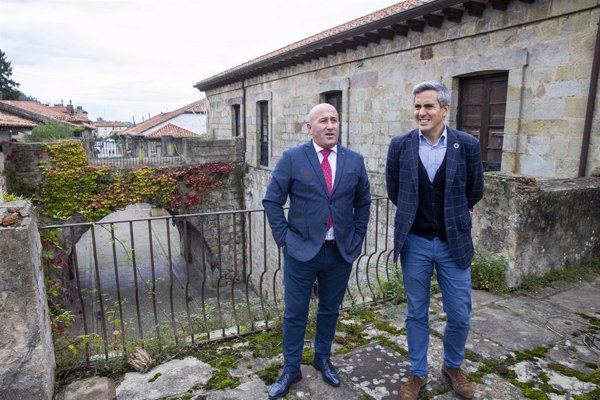 Militantes del PSOE de Cantabria piden expedientar al número dos de la federación por vincular a Zuloaga con Cerdán