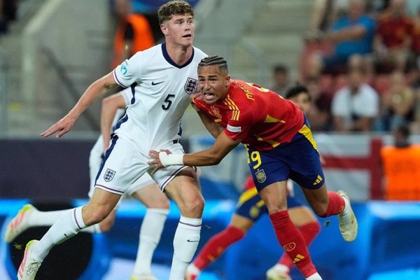 Crónica del España - Inglaterra, 1-3