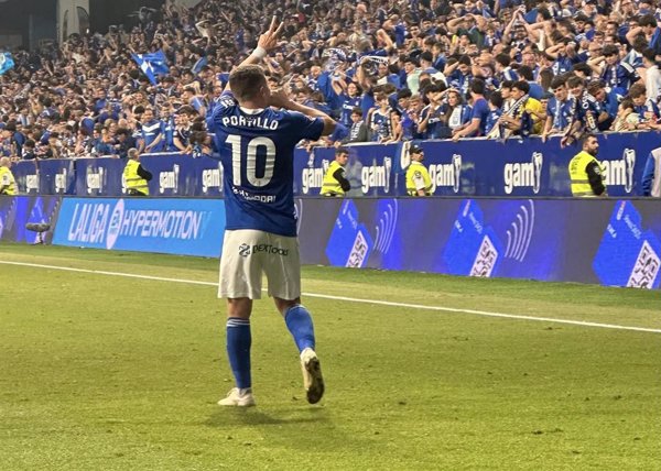 El Oviedo remonta al Mirandés y vuelve a Primera 24 años después