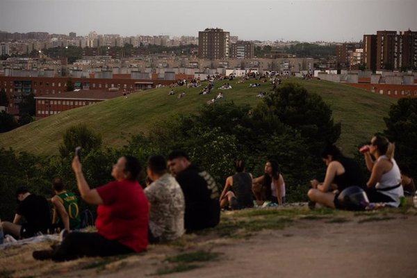 Un total de 14 CCAA tendrán avisos por calor, lluvias, tormentas, viento y oleajes por la llegada de una dana