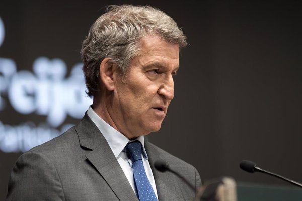 Feijóo dice que Sánchez 