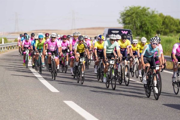 Miguel Ángel Molina y Sheila Ruipérez, los más rápidos en la XXV Marcha Cicloturista Villa de Parla