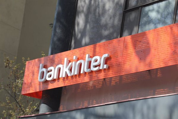 Bankinter realizará la integración tecnológica de los clientes de EVO Banco en julio