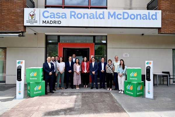 Iberdrola y la Fundación Ronald McDonald acuerdan instalar puntos de recarga en sus casas de acogida de Málaga y Sevilla