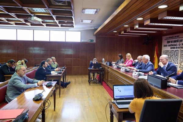El PP veta las comparecencias de Feijóo, Tellado, Zapatero y José Bono en la 'comisión Koldo' del Senado