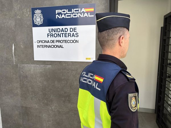 La Policía detiene en Melilla a tres marroquíes por hacerse pasar por menores no acompañados