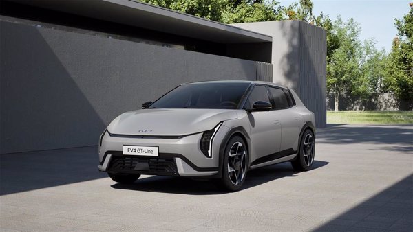 Kia lanza el EV4, su nuevo modelo 100% eléctrico con hasta 630 kilómetros de autonomía