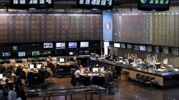La Bolsa argentina se hunde por encima del 4% tras el ataque de Irán a bases de EEUU en Qatar e Irak