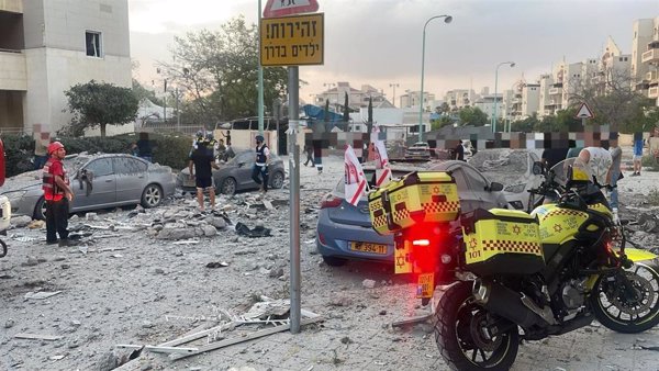 Al menos tres muertos y ocho heridos por un ataque iraní en el sur de Israel