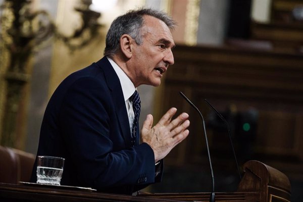 Sumar exige al Gobierno que revise los acuerdos con la Iglesia tras su 