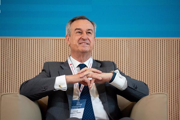Banco Sabadell borra sus ganancias en Bolsa este martes tras la decisión del Gobierno sobra la OPA
