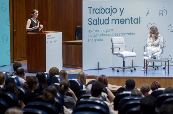 Sanidad y Trabajo presentan un documento que propone incluir las condiciones laborales en la historia clínica